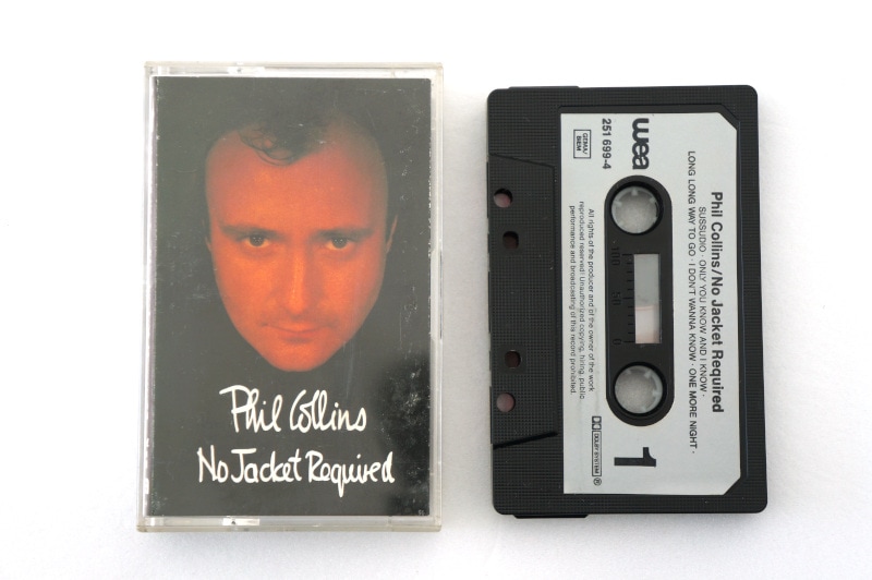 Phil-collins-no-jacket-required-K7