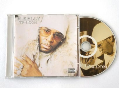 R-kelly-TP-2-com-CD