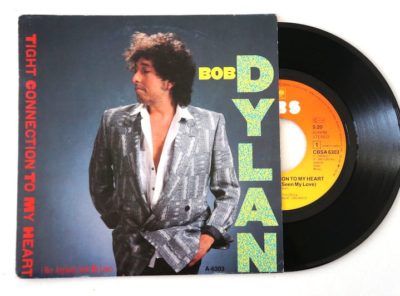bob-dylan-connection-heart-45T