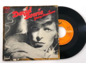 bowie-young-americans-45T