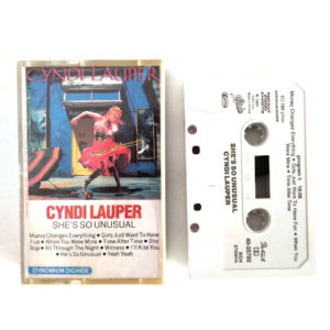 cyndi-lauper-so-unusual-K7