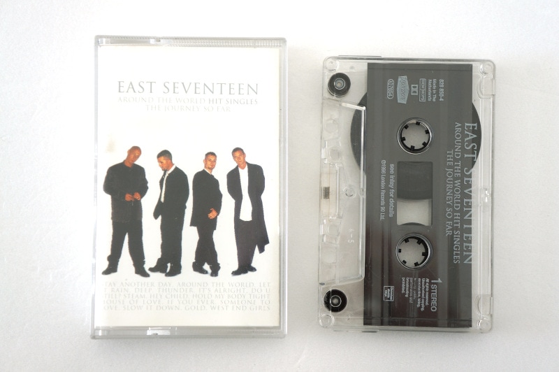 east-seventeen-world-hit-singles-K7