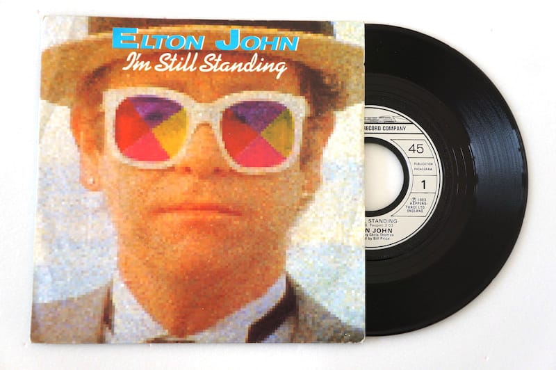 elton-john-still-standing-45T