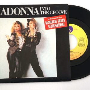 madonna-into-groove-45T