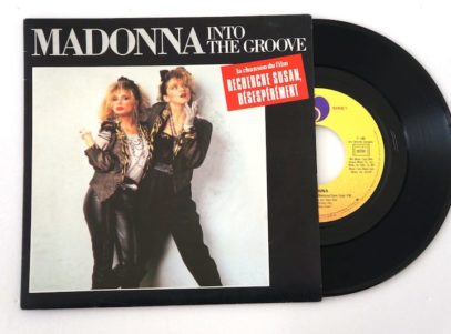 madonna-into-groove-45T