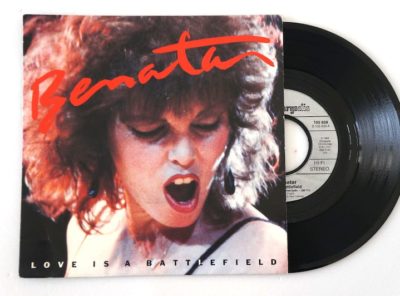 pat-benatar-love-battlefield-45T