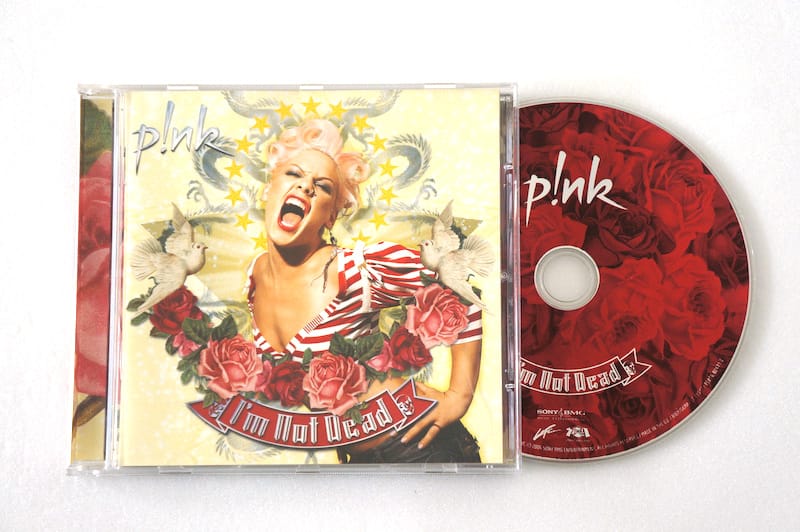 pink-not-dead-CD