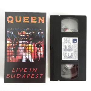 queen-live-budapest-VHS