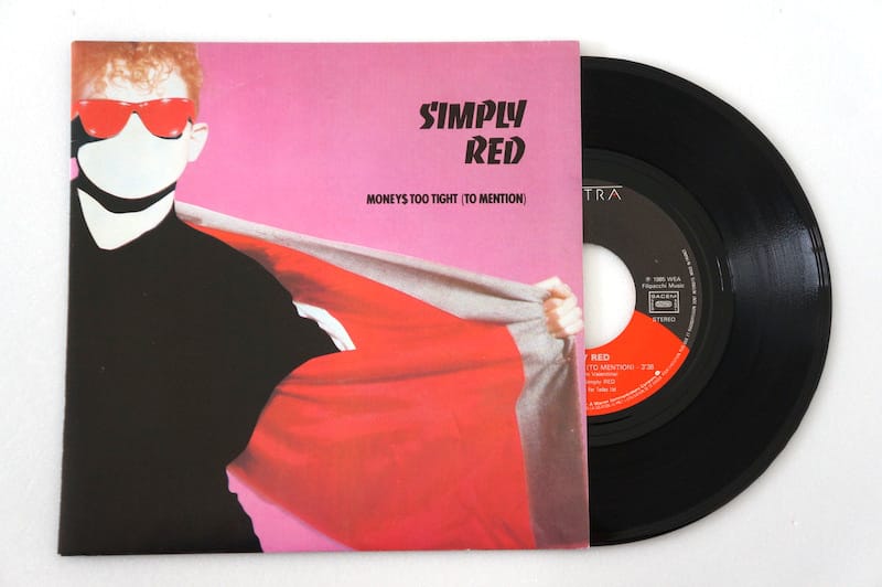 simply-red-money-mention-45T