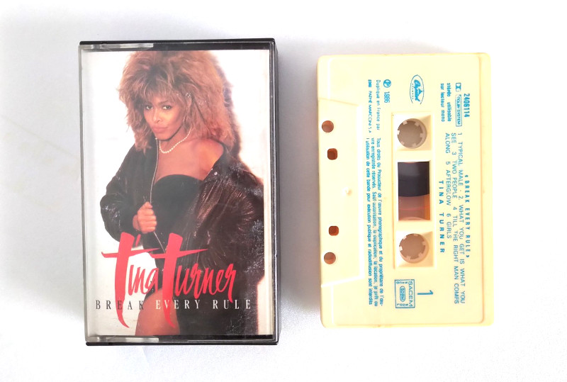 tina-turner-break-every-rule-K7