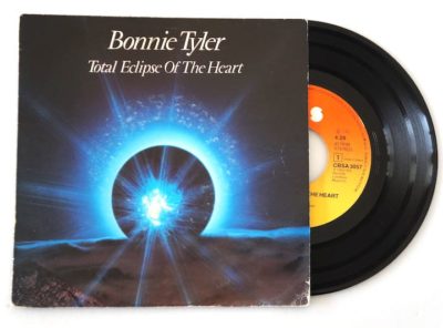 bonnie-tyler-total-eclipse-heart-45T