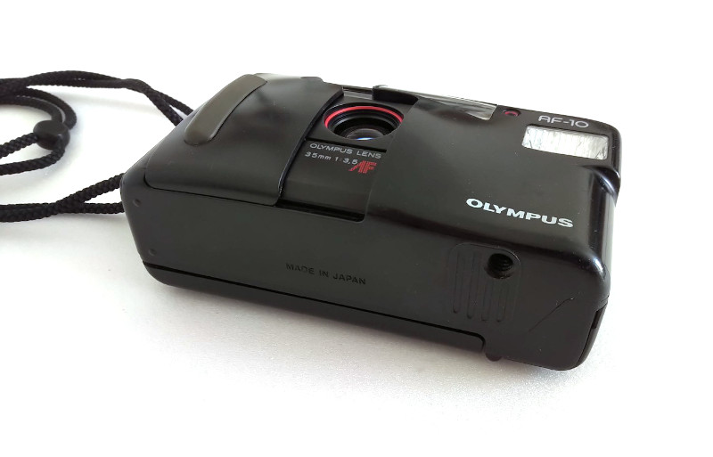 appareil-photo-olympus-AF10-3