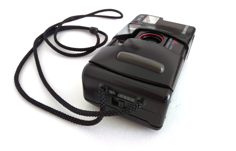 appareil-photo-olympus-AF10-4