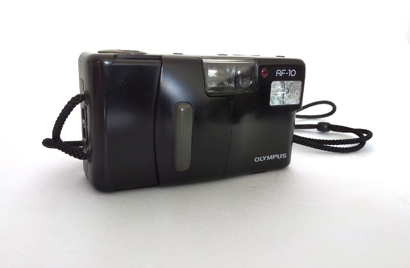 appareil-photo-olympus-AF10-8